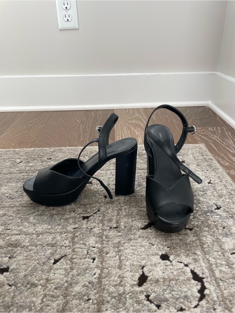 Marc Fisher Black Platform Block Heel Sandals - Women